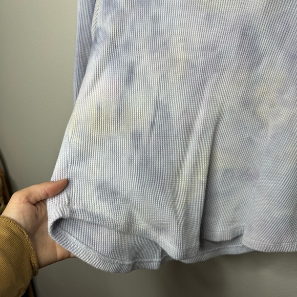 Madewell MWL Waffle Half-Zip Shirttail Sweatshirt in Tie-Dye in Pale Dawn - Picture 10 of 12